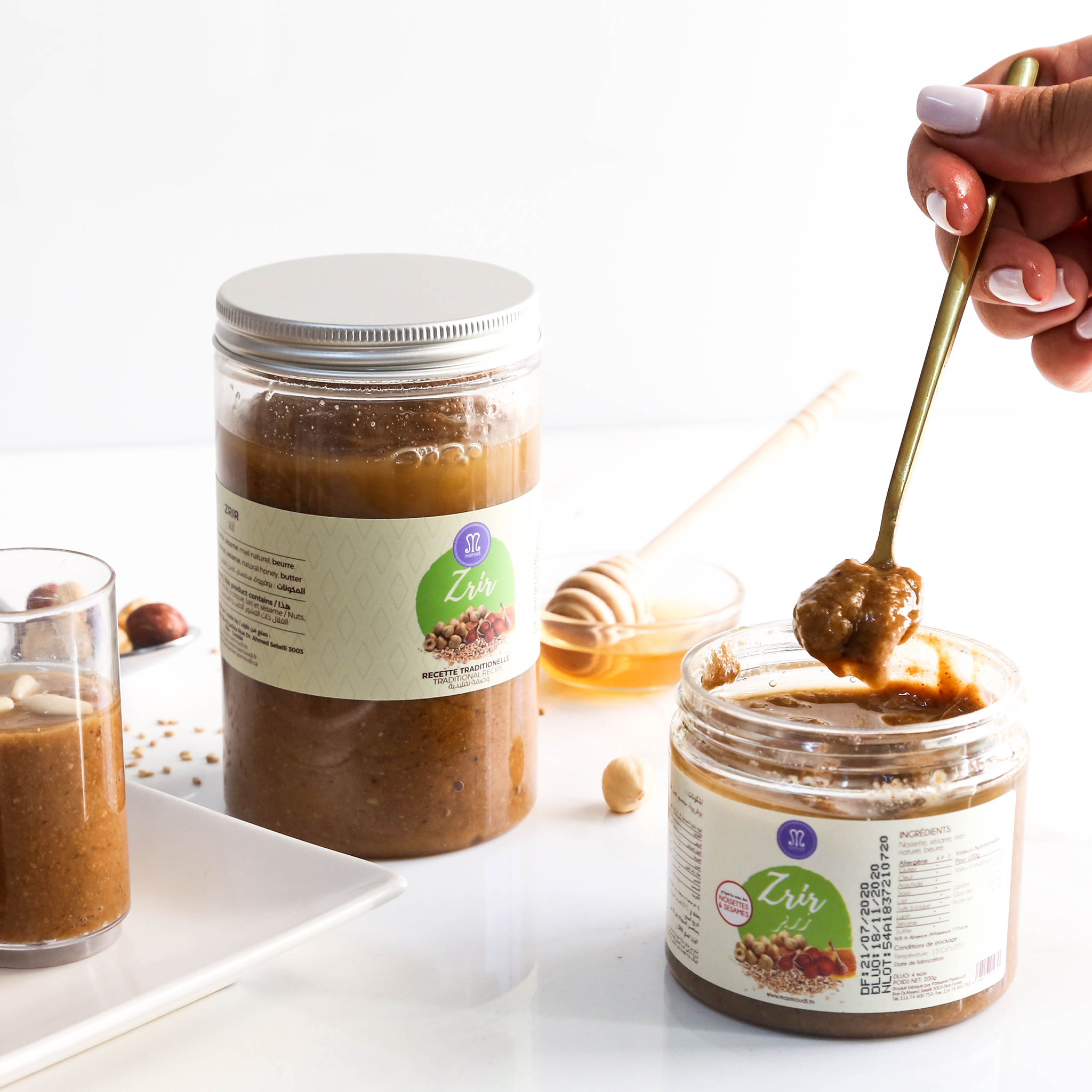 Tunisian zrir nut and sesame spread in jar or bowl 400g