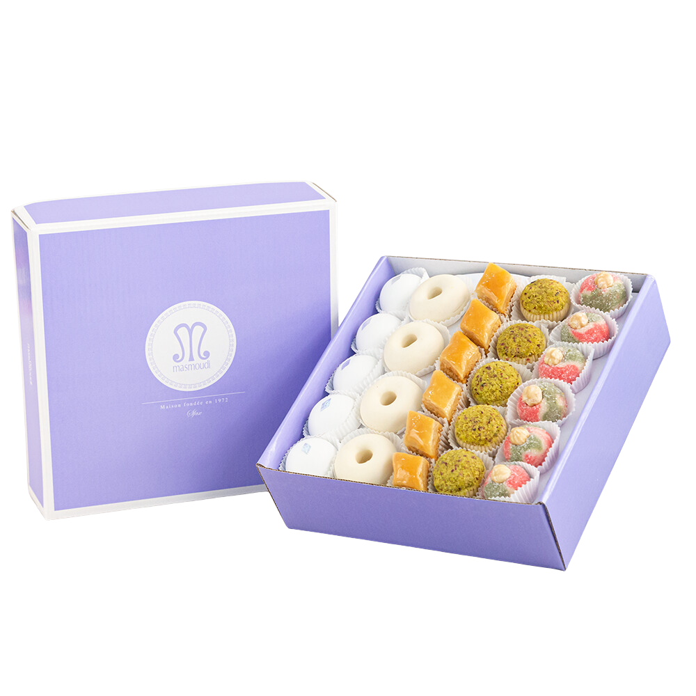 Large 1kg assorted Tunisian almond pastry gift box with 52 pieces by Masmoudi Gourmet