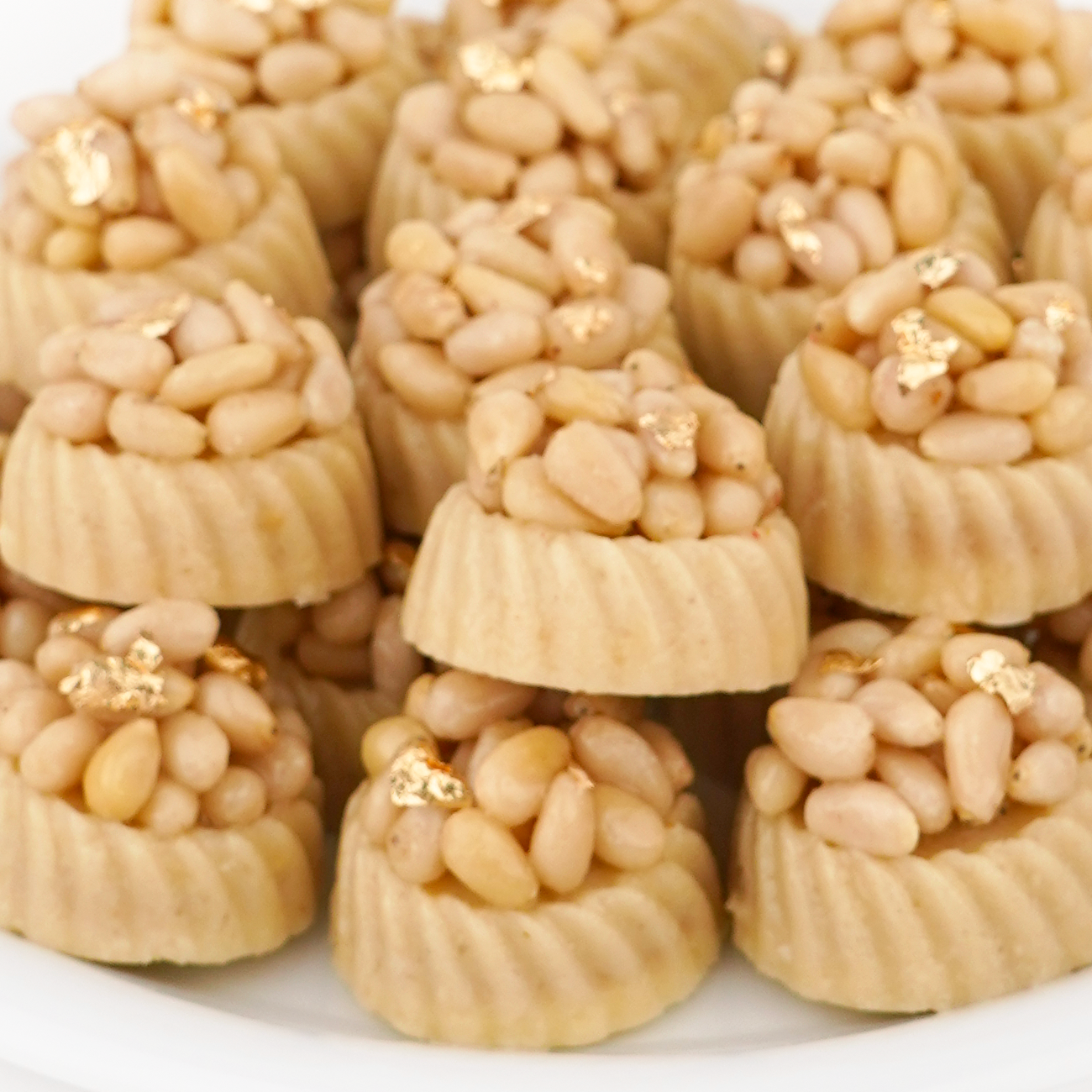 Iris Pignolia 300g | Tunisian Pine Nut Pastry